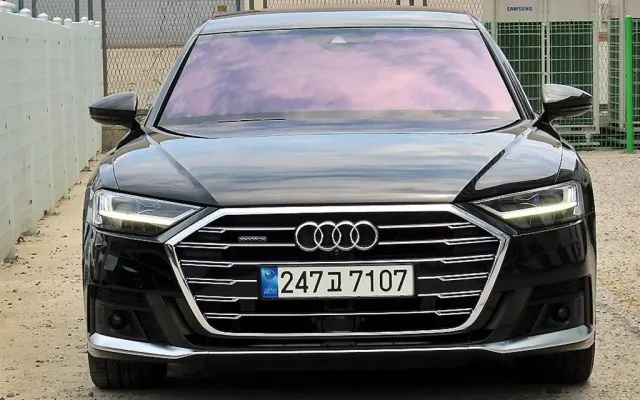 더뉴G70슈팅브레이크 중고차 A8 (D5) 55 TFSI 콰트로 LWB 매물 사진 14 - 2022/07 87,368km