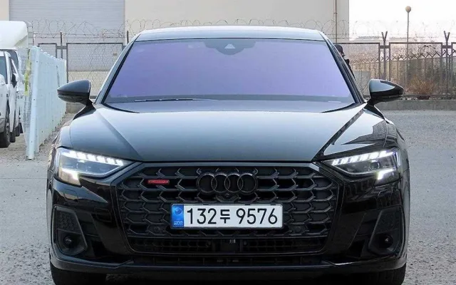 더뉴G70슈팅브레이크 중고차 A8 (D5) 55 TFSI 콰트로 LWB 매물 사진 16 - 2022/10 60,732km